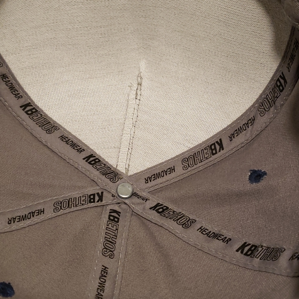 DETROIT Snapback cap - Picture 10 of 11